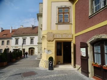 Royal Croissant Pékség Sopron