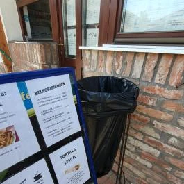 Roz-Csont Büfé, Törökszentmiklós - Egyéb