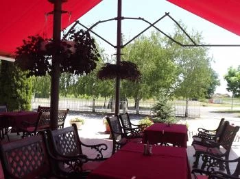 Rózsakert Vendéglő Domaszék