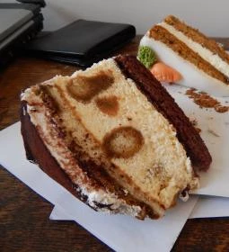 Rozsmann Cukrászda & Kávézó