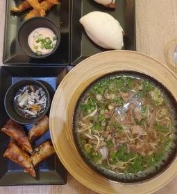 Rua - Asian Food and More