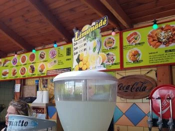 Sakáltanya Büfé Velence