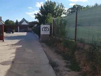 Sár-Kert Étterem Paks