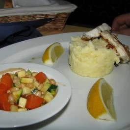 Sárga Borház Vendéglő, Mezőzombor - Étel/ital