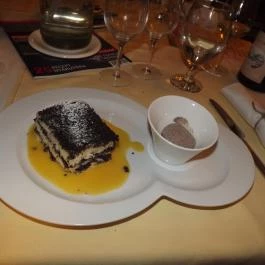 Sárga Borház Vendéglő, Mezőzombor - Étel/ital