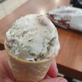 Sárkány Cukrászda, Kondoros - Egyéb