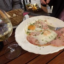 Sarki Fűszeres, Budapest - Étel/ital