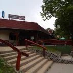 Sarokház Étterem Lakitelek - Külső kép