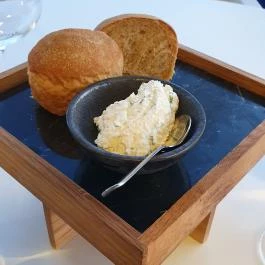 Sauska 48 Villány - Étel/ital