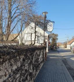 Schieszl Vendéglő és Borház