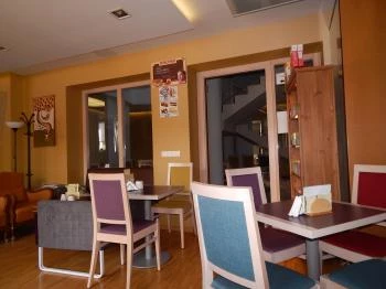 Semiramis Kávézó és Teázó Székesfehérvár