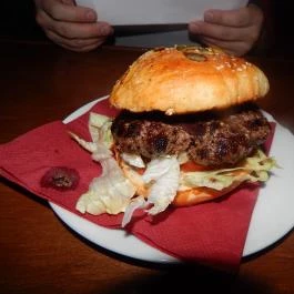 Semmi Extra Budapest - Étel/ital