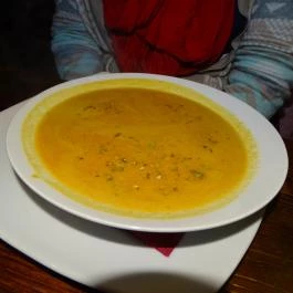 Semmi Extra & Egy Kis Kert, Budapest - Étel/ital