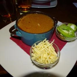 Semmi Extra & Egy Kis Kert, Budapest - Étel/ital