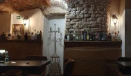 Shelby's Gin Bar, Sopron
