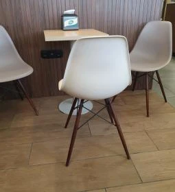 Shell Café Aradi 117
