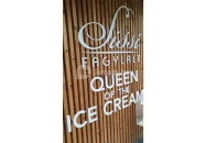 Sissi Fagyizó Balatonakarattya