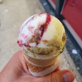 Sissi Fagyizó Balatonakarattya - Egyéb