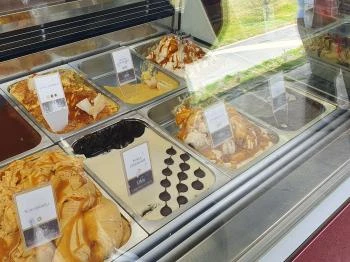 Sissi Fagyizó Balatonakarattya