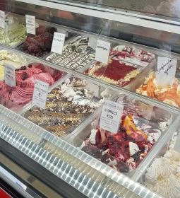 Sissi Fagyizó & Cukrászda - Dózsa György út