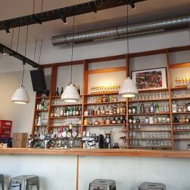 Skal, Budapest - Egyéb