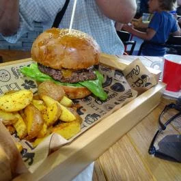 Sörkert (Avalon Park), Miskolctapolca - Étel/ital