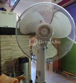 Söröző-Borozó - Körvasút sor