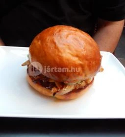 Spíler Shanghai - Gozsdu Udvar