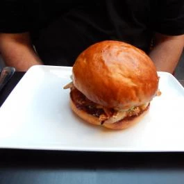 Spíler Shanghai - Gozsdu Udvar, Budapest - Étel/ital