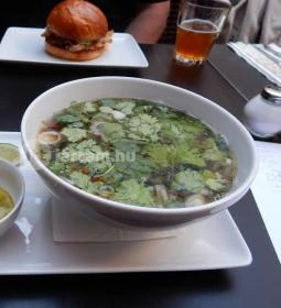 Spíler Shanghai - Gozsdu Udvar