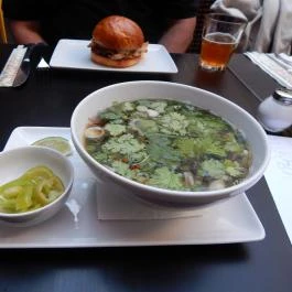 Spíler Shanghai - Gozsdu Udvar, Budapest - Étel/ital