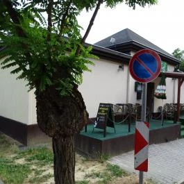 Sport Pub Salgótarján - Külső kép