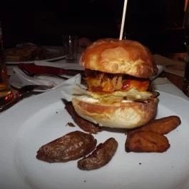 Sróf Étterem & Pub, Budapest - Étel/ital