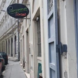 Staropramen Söröző, Budapest - Egyéb