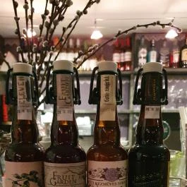 Stelázsi Kávézó, Étterem & Borbár, Budapest - Egyéb