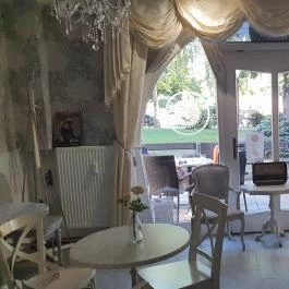 Stella Cukrászda, Paks - Belső