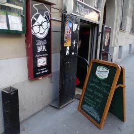 Strébeer - On/Off Pub Budapest - Külső kép