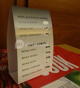 Strébeer - On/Off Pub