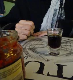 Stubi Borozó Kisvendéglő