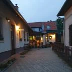 Stübli Vendéglő Nagykovácsi - Külső kép