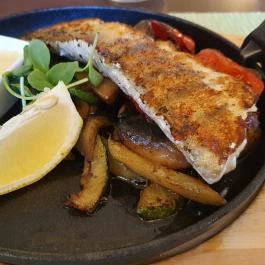 Sulyom Tájétterem, Sarud - Egyéb