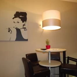 Sushigyár, Budapest - Belső