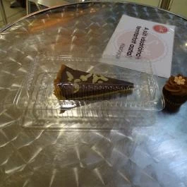 Süti - Cake & Shake - Rózsakert Bevásárlóközpont, Budapest - Étel/ital