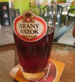 Szalon kocsma