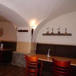 Szegedi Halbisztró Kiskőrössy 2.0, Budapest - Belső