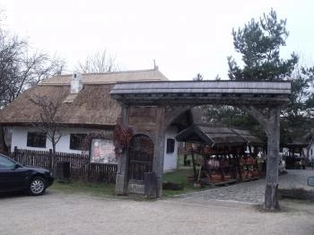 Székely Tanya Étterem & Rendezvényközpont Rönök