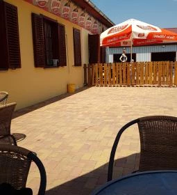 Szél Café Nyaloda & Faloda