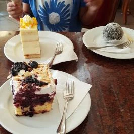 Szent Korona Cukrászda, Soltvadkert - Étel/ital