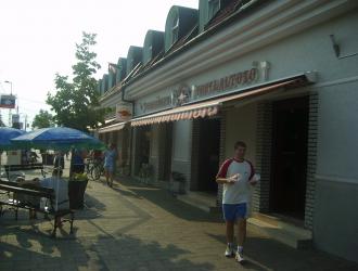 Szent Korona Cukrászda, Soltvadkert