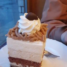 Szent Korona Cukrászda, Soltvadkert - Egyéb